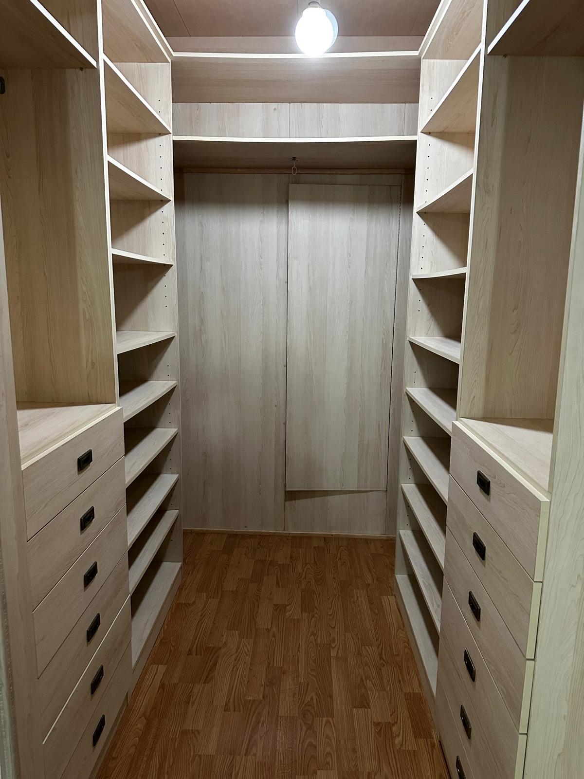 vestidor