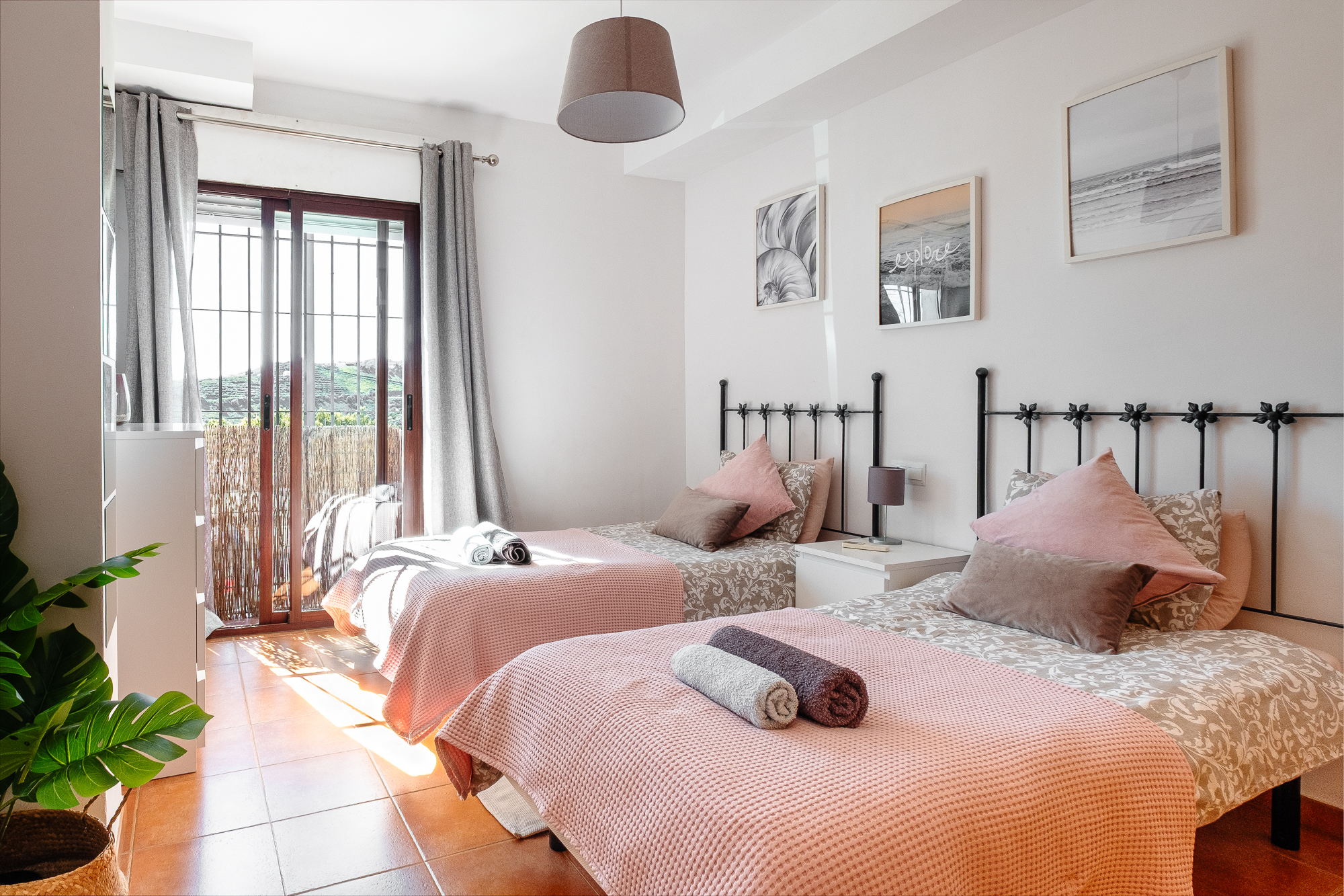 DORMITORIO DOBLE CAMA